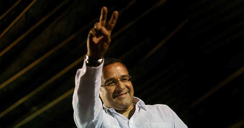 Mauricio Funes pidió asilo político en Nicaragua luego de que la Fiscalia de El Salvador lo acusara de enriquecimiento ilícito. Funes fue asesorado por Joao Santana, quien recibió dinero de la constructora.