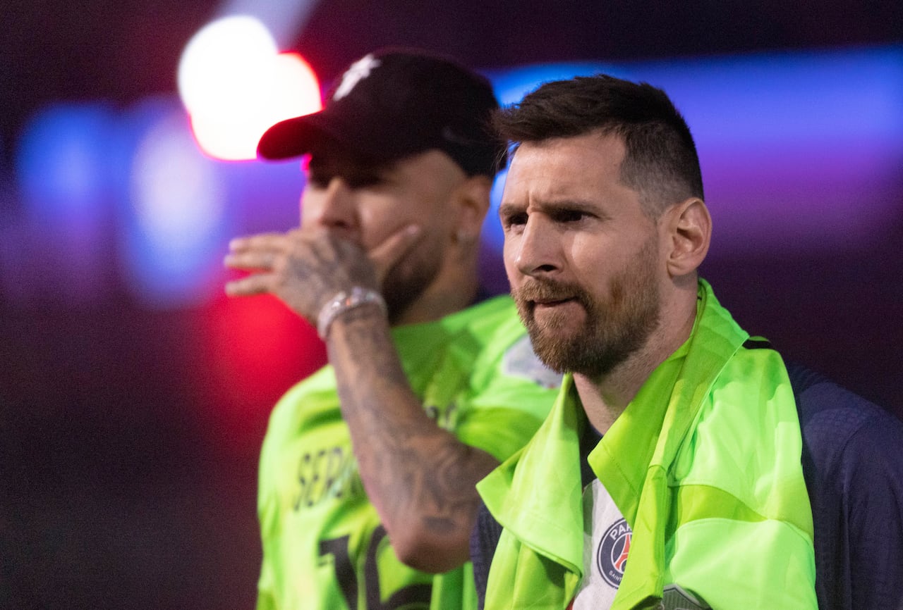 PARIS, FRANCE - JUNE 03: Lionel Messi and Neymar of Paris Saint-Germain during the Ligue 1 match between Paris Saint-Germain and Clermont Foot at Parc des Princes on June 03, 2023 in Paris, France. (Photo by Tnani Badreddine/DeFodi Images via Getty Images)