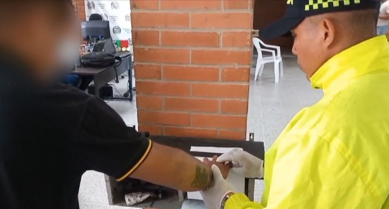 Momento de la reseña de uno de los detenidos en el Meta por supuesta corrupción electoral.