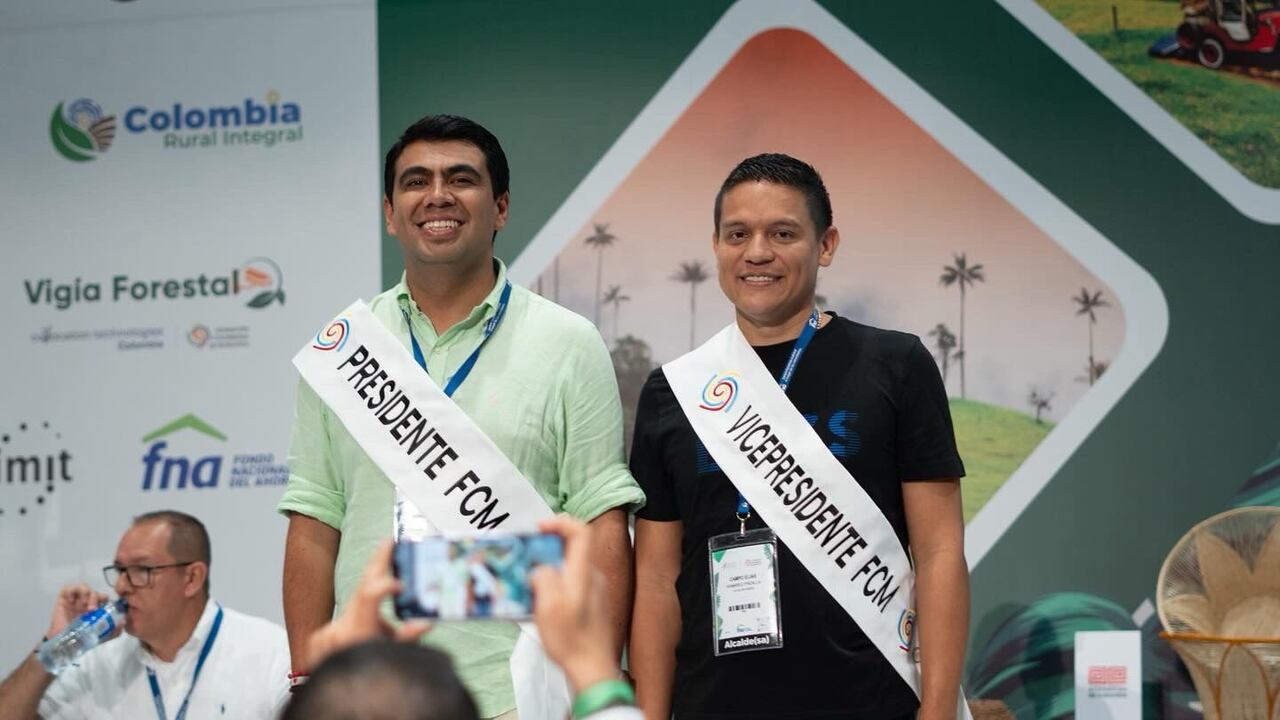 Julián Sánchez "Perico" y Campo Elías Vidal.