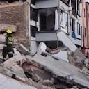 Guías y caninos en labores de búsqueda luego del terremoto.