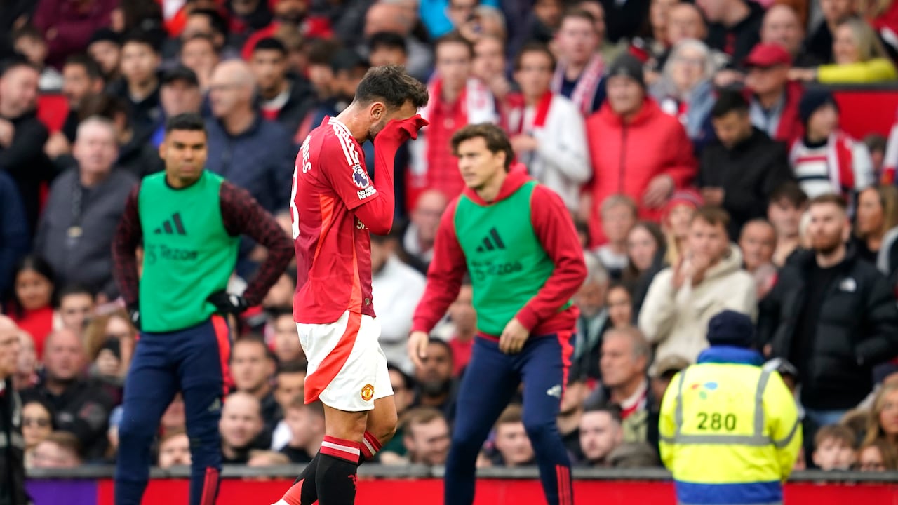 Manchester United cayó goleado en casa ante el Tottenham por la fecha 6 de la Premier League.