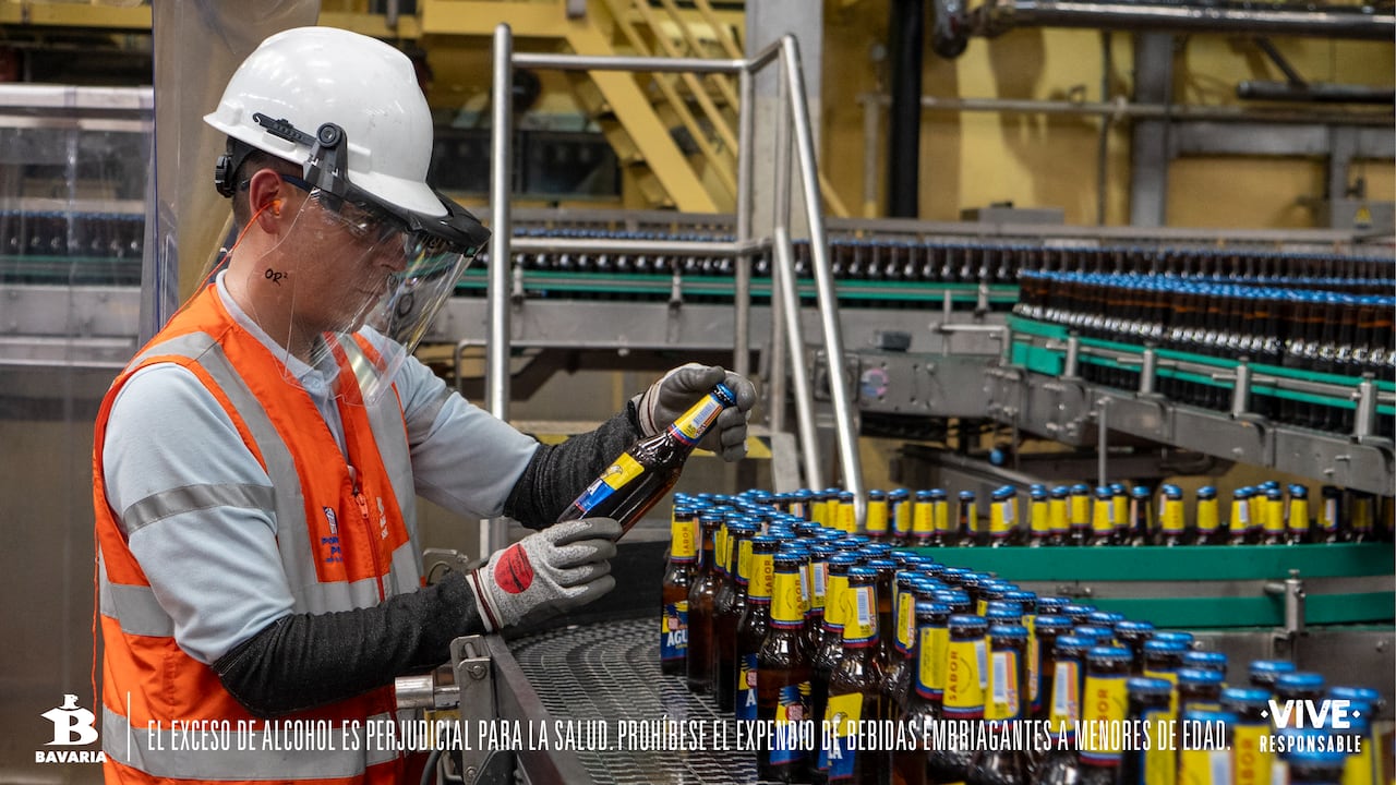 Bavaria ahora logra producir cada una de sus cervezas con un 23% menos de emisiones de carbono.