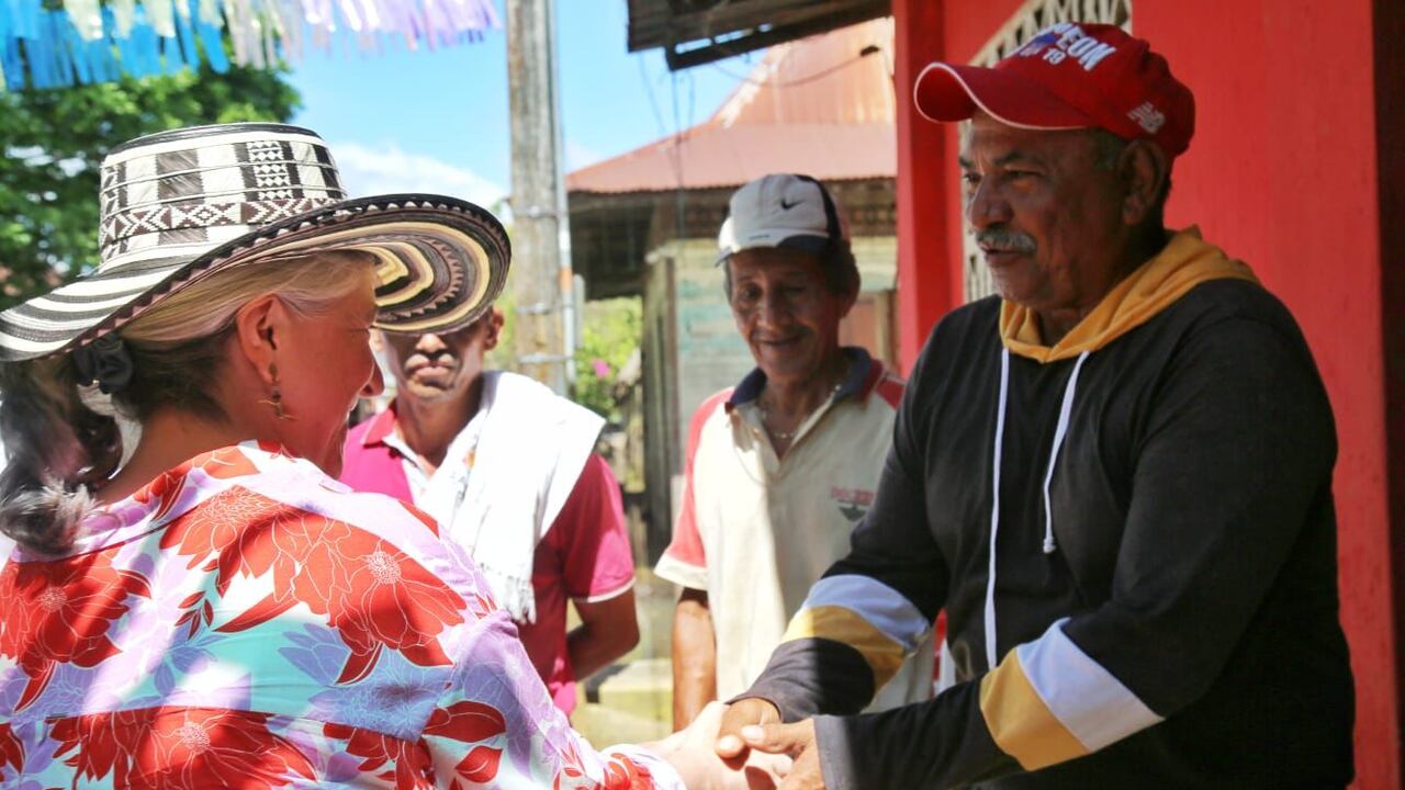 Ministra de vivienda Catalina Velasco en Atlántico y Córdoba, tras ola invernal