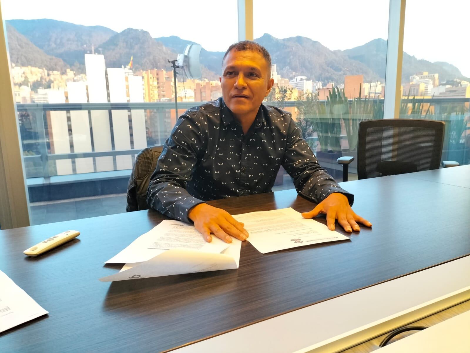 “No estuve involucrado en escándalos sexuales ni de licor”: coronel (r) Hilbar Reyes.