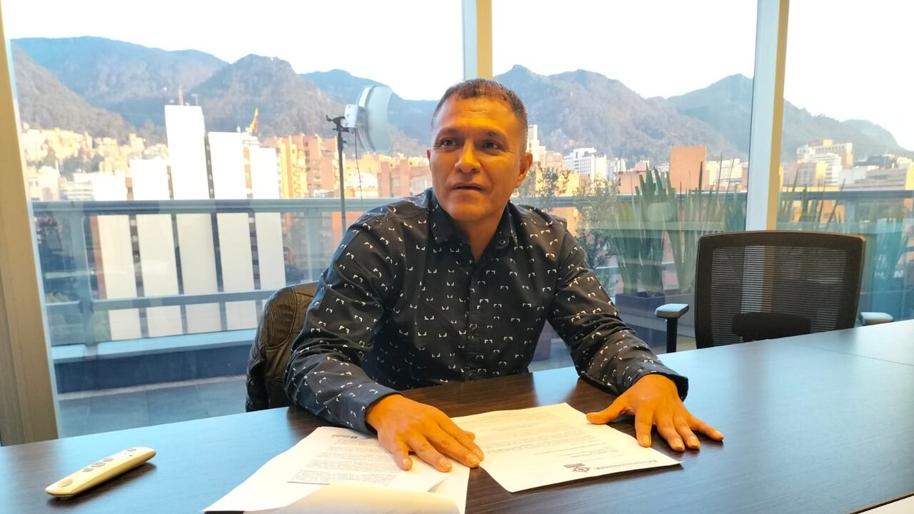 “No estuve involucrado en escándalos sexuales ni de licor”: coronel (r) Hilbar Reyes.