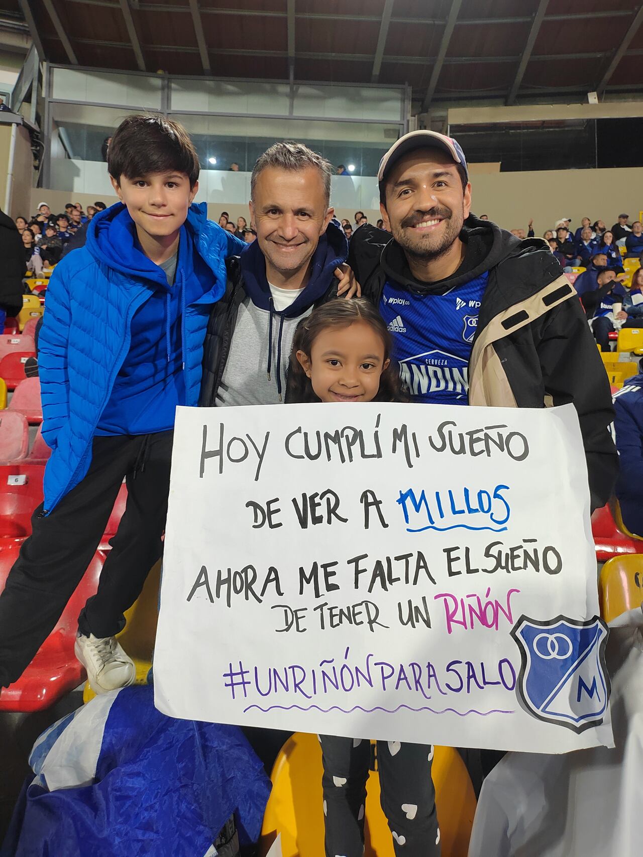 Salomé fue a El Campín acompañada de su familia.