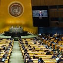 Tras dos días de desfile de más de un centenar de países por la tribuna de la Asamblea General de Naciones Unidas para abogar por la paz y la seguridad, este miércoles se votó el proyecto de resolución de condena sobre la invasión rusa de Ucrania. (AP Foto/Seth Wenig)