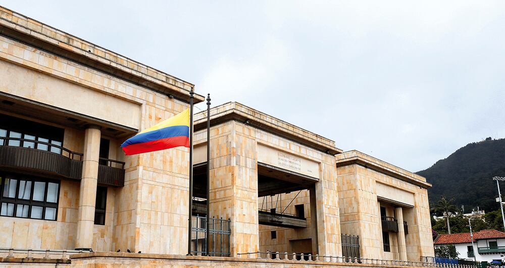 CORTE SUPREMA DE JUSTICIAEn una parte de la opinión se alimentó la idea de la existencia de un sector de la corte politizado y antiuribista, que solo buscaba poner a Uribe preso. 