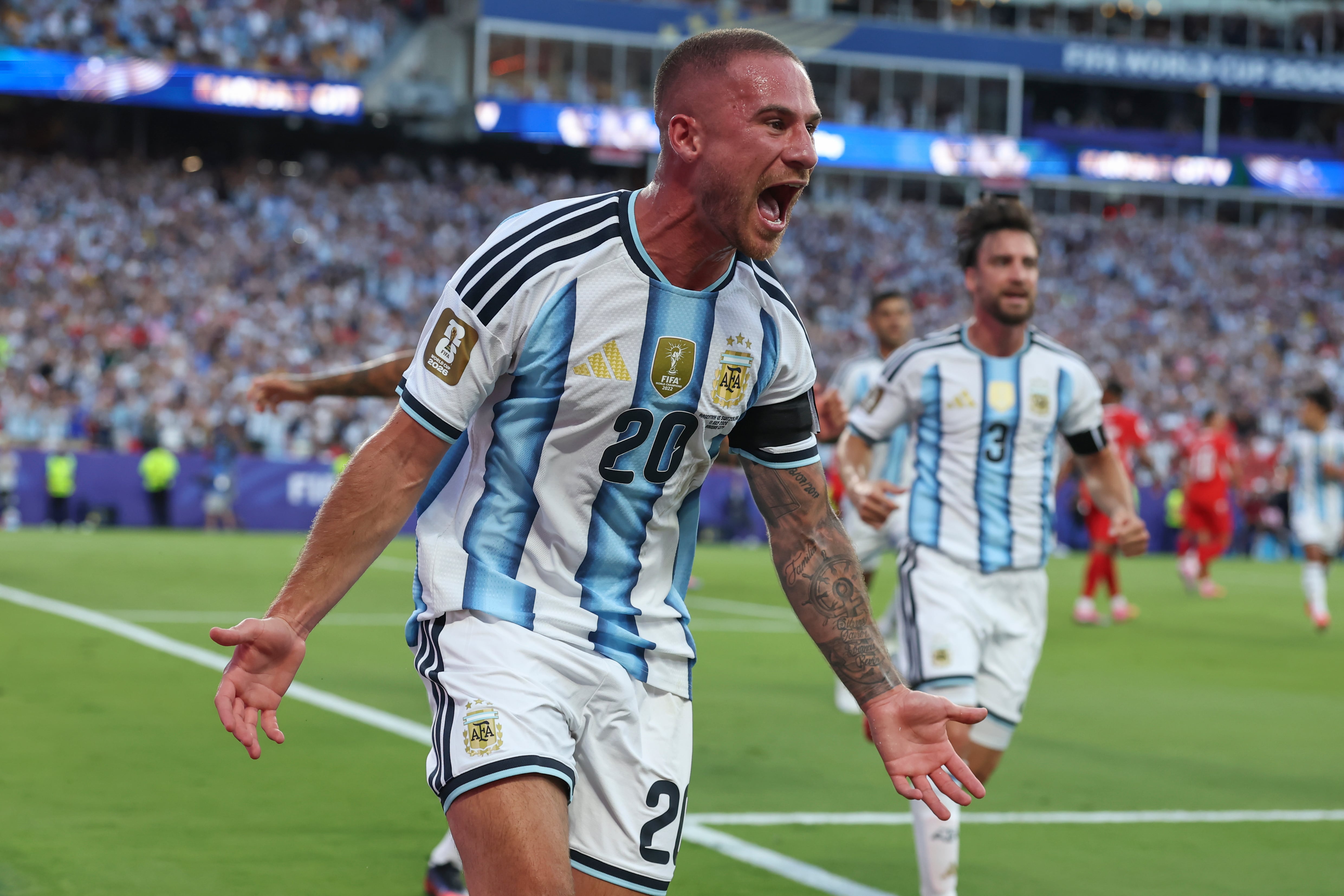 Alexis Mac Allister celebra el gol ante Suiza.