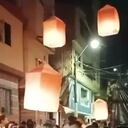 Los globos de mecha que fueron lanzados por el aspirante y sus seguidores