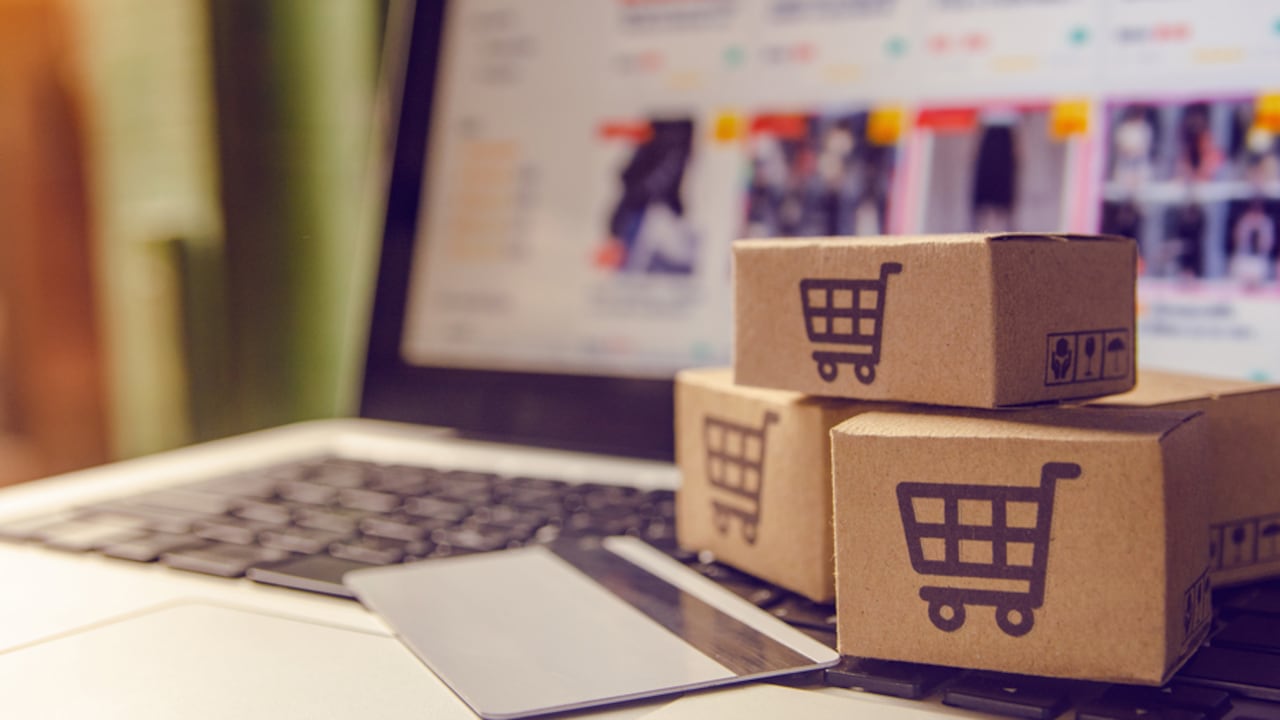 El modelo de este emprendimiento colombiano está basado en el dropshipping, una revolucionaria metodología de comercio electrónico que se basa en la venta en línea de productos al por menor sin tenerlos en stock.