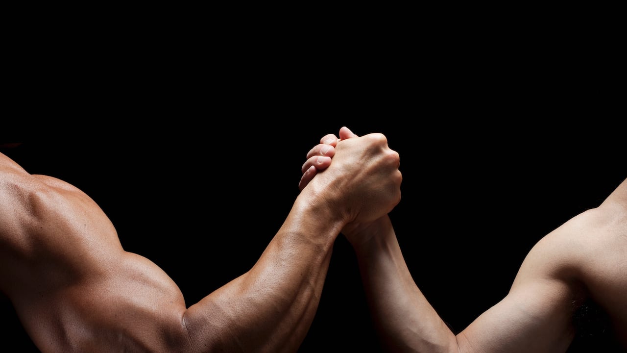 El descanso hace parte de la rutina, ya que es el momento en el que el músculo se recupera de la lesión del ejercicio