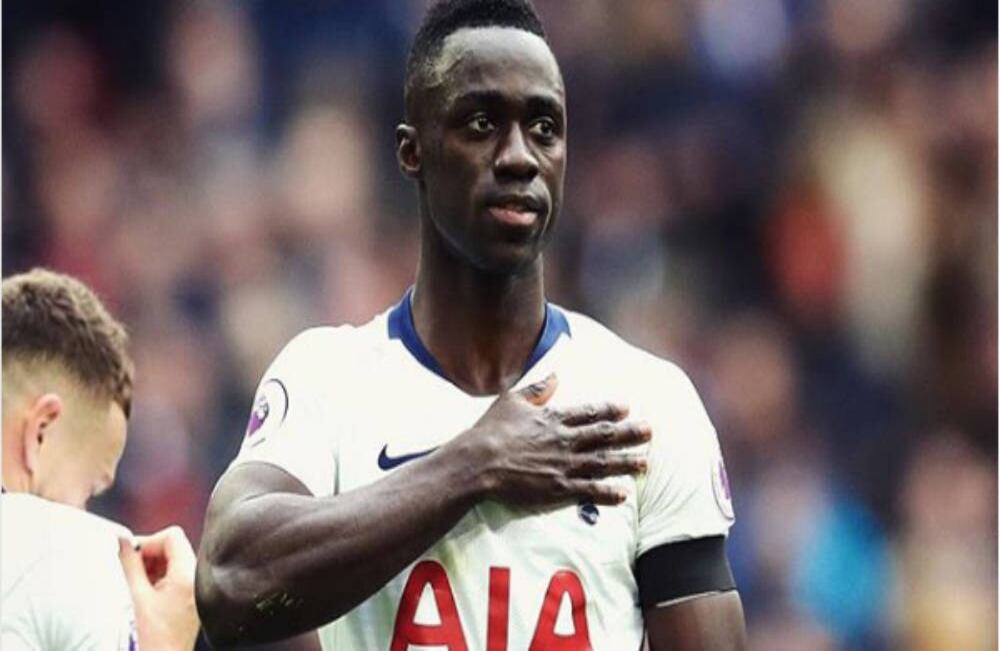 El colombiano Davinson Sánchez es el único representante del país que aparece en el listado de los 100 jugadores mejor cotizados a nivel mundial, sobrepasando a reconocidos futbolistas como Radamel Falcao o James Rodríguez. Por su desempeño como defensa central del Tottenham, Sánchez se cotiza con un valor de 49,3 millones de euros y ocupa la casilla 95 del ranking. 