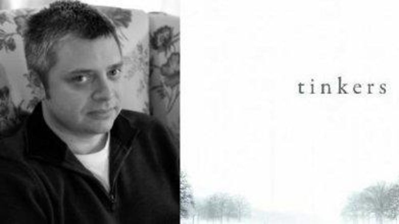 El escritor norteamericano Paul Harding se llevó el Premio Pulitzer 2010 por su primera novela Tinkers.