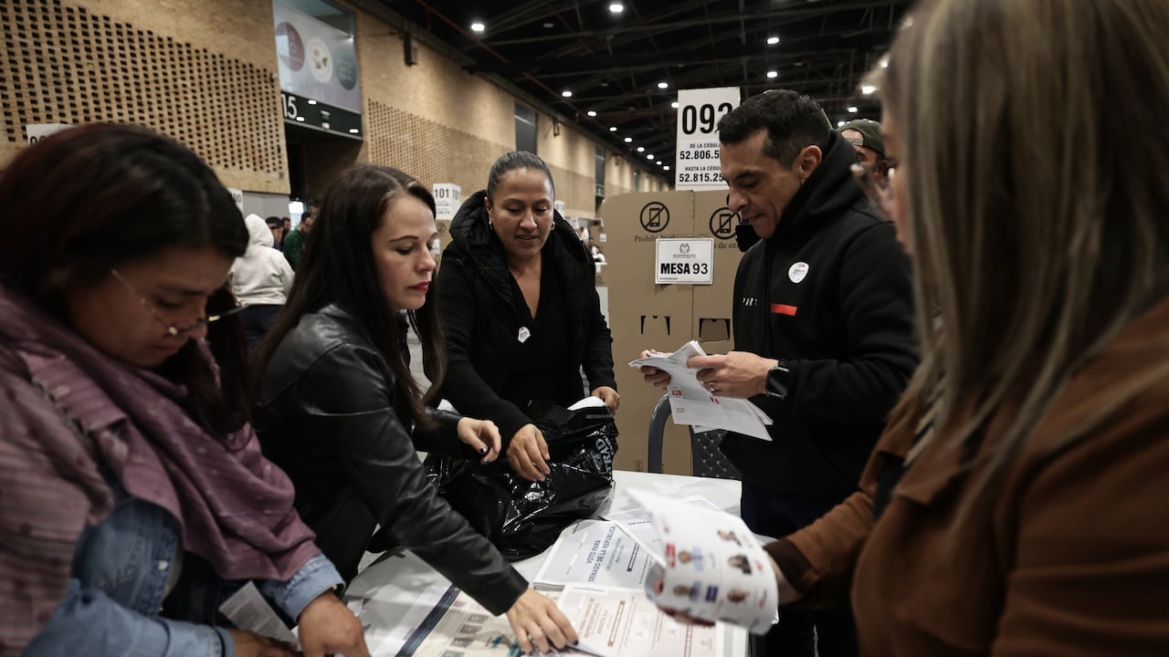 La Registraduría reporta una precisión técnica del 99,8 % en el preconteo.