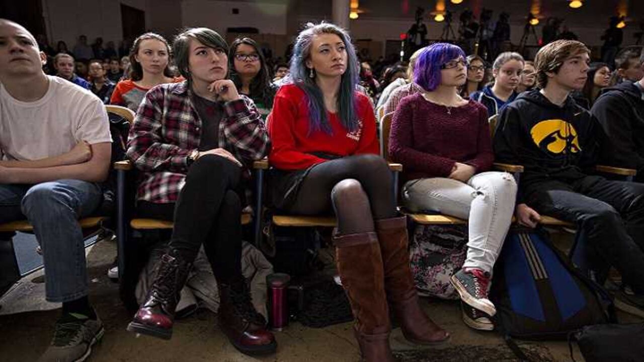 Estos jóvenes se encuentran entre los 15 y 24 años de edad y se denominan Ninis.