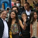 Gustavo Petro votación, vota, voto Petro familia