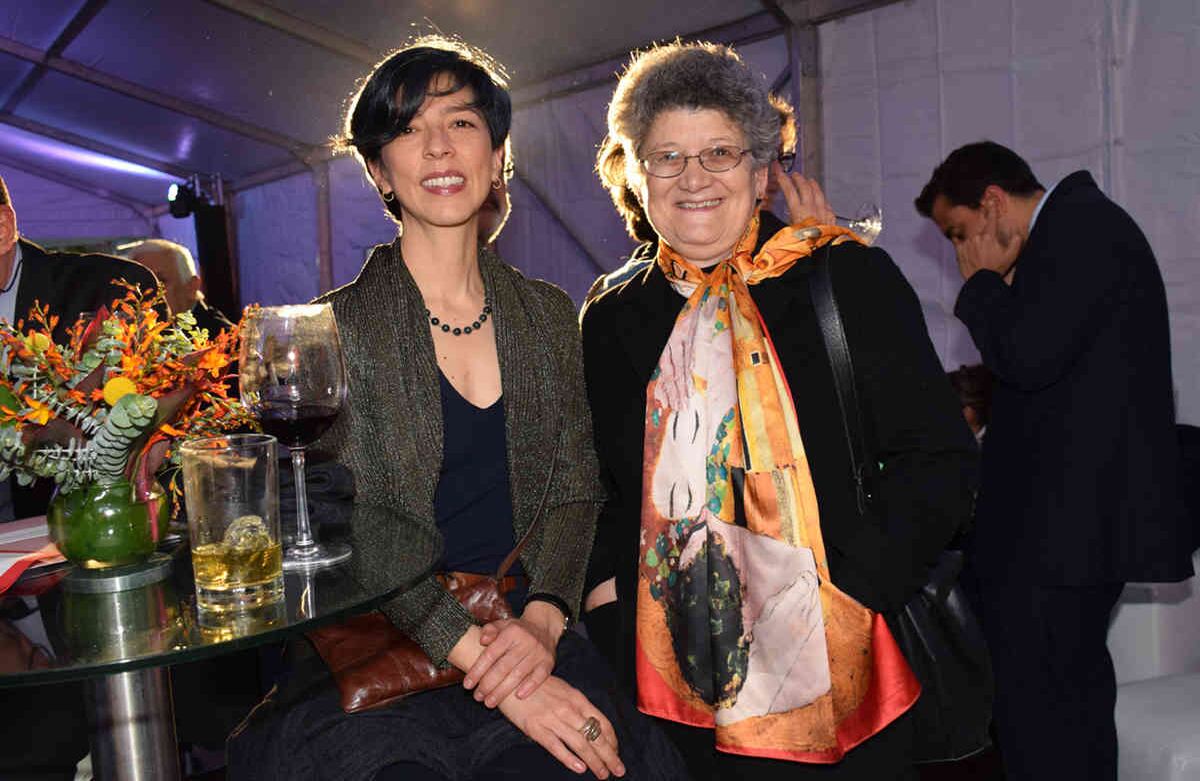 Julia López y María Cristina Aschner. Foto: Alexandra Ruiz