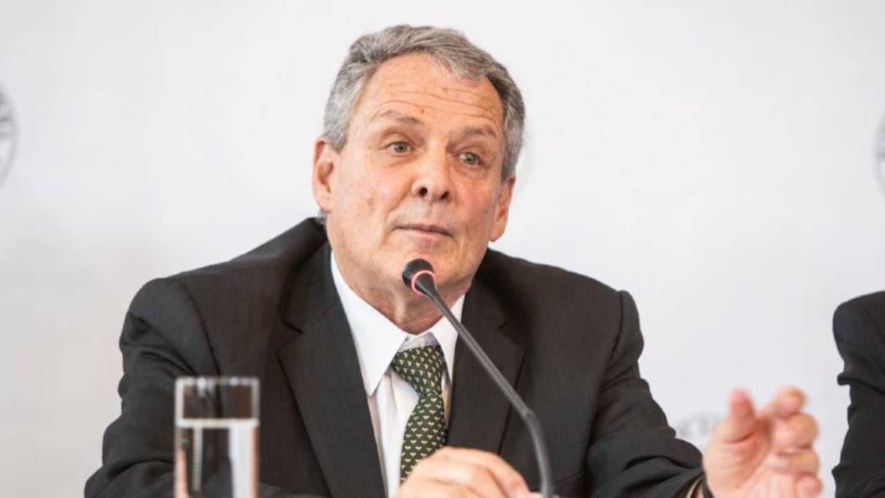 Gerente del BanRep volvió a solicitar eliminarle tres ceros al peso.