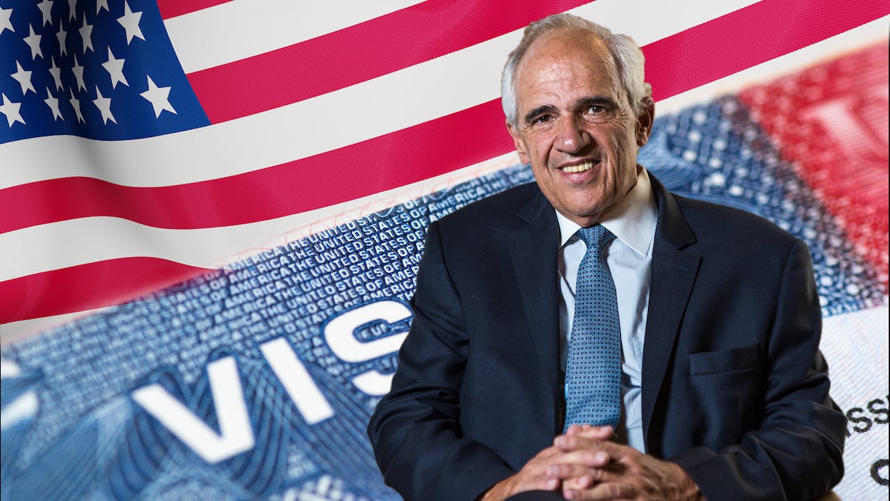 El gobierno de Bill Clinton le canceló la visa al entonces presidente Ernesto Samper por la participación de narcos en su campaña.