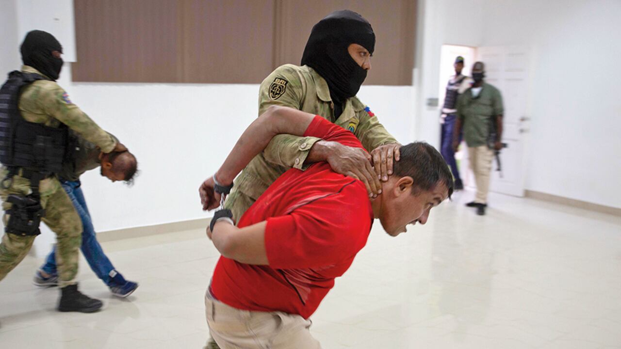 Varios de los experimentados exmilitares colombianos fueron capturados muy cerca del palacio presidencial.