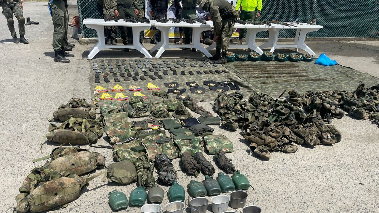 Narcotráfico: el arsenal con el que disidencias de las Farc, ‘recibieron’ a comandos de la Policía en Nariño.