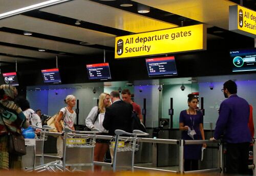 Los dispositivos de seguridad y las salas donde se hace la gestión deben tener un gran espacio.