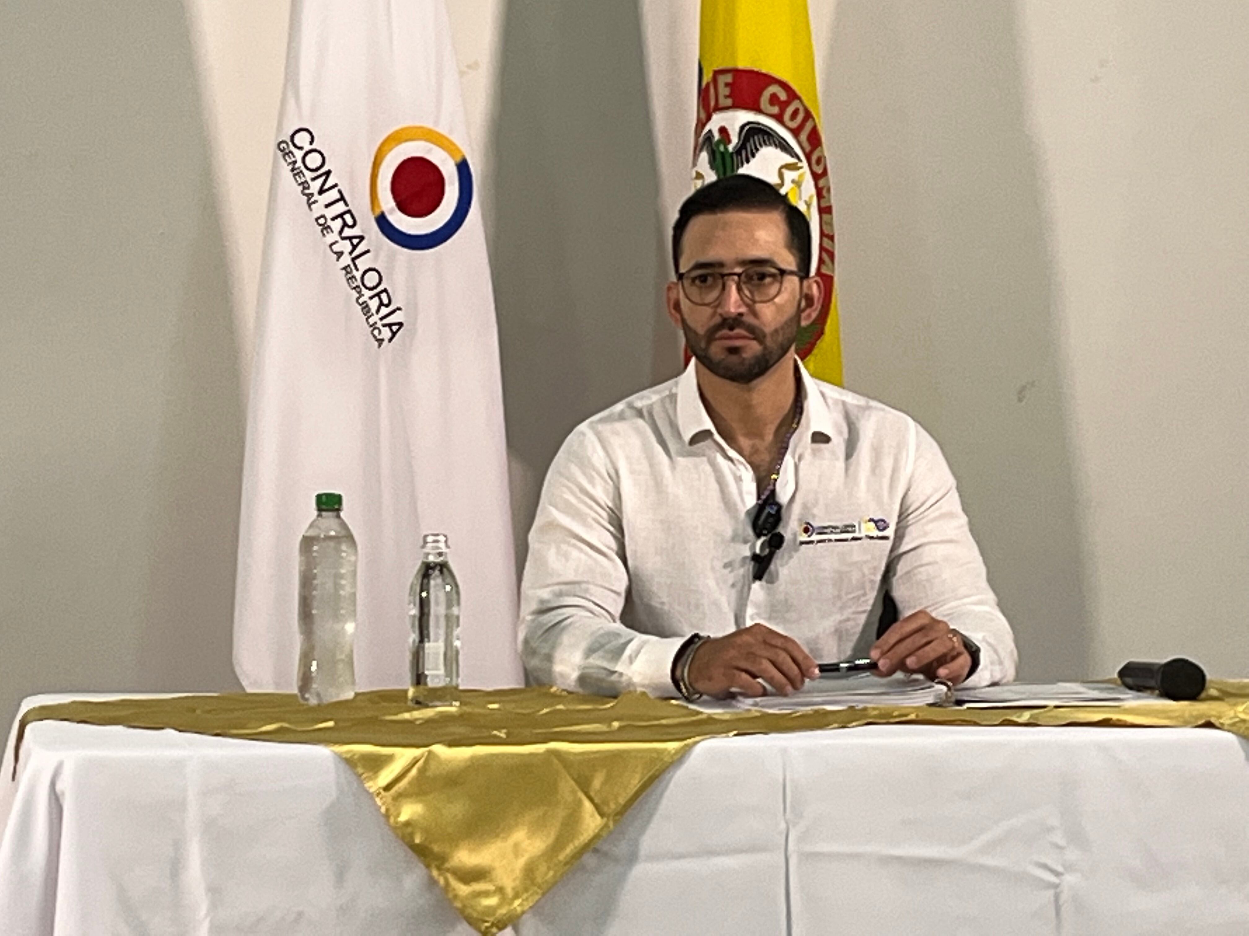 Contralor (e) Carlos Mario Zuluaga.