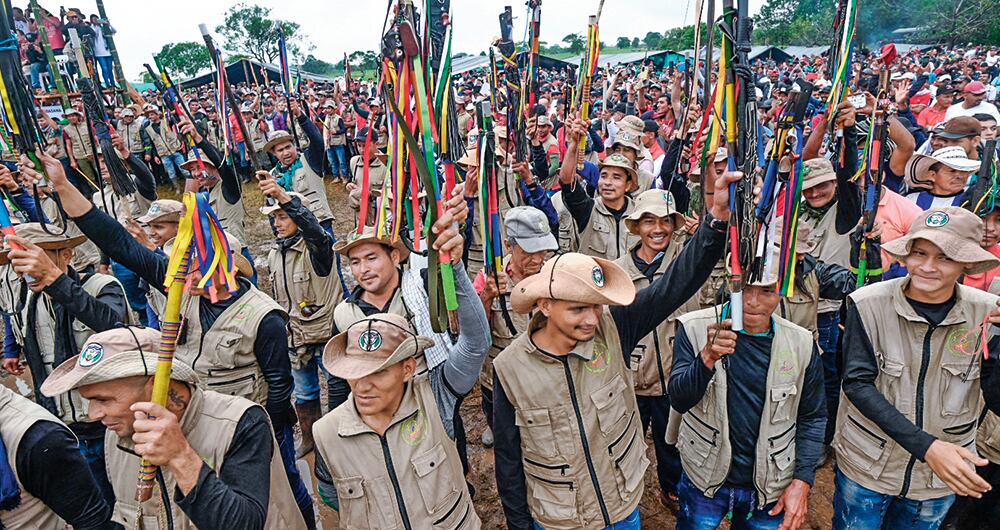 Los policías fueron secuestrados por la guardia campesina.
