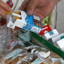 Ley 1335 de 2009, que prohíbe la venta de cigarrillos al menudeo. Actualmente en cualquier esquina de las principales ciudades del país se consigue quién venda uno o dos cigarrillos sueltos. Es decir, no hay nada más laxo que esta norma. Foto: Archivo Semana / Alejandro Acosta