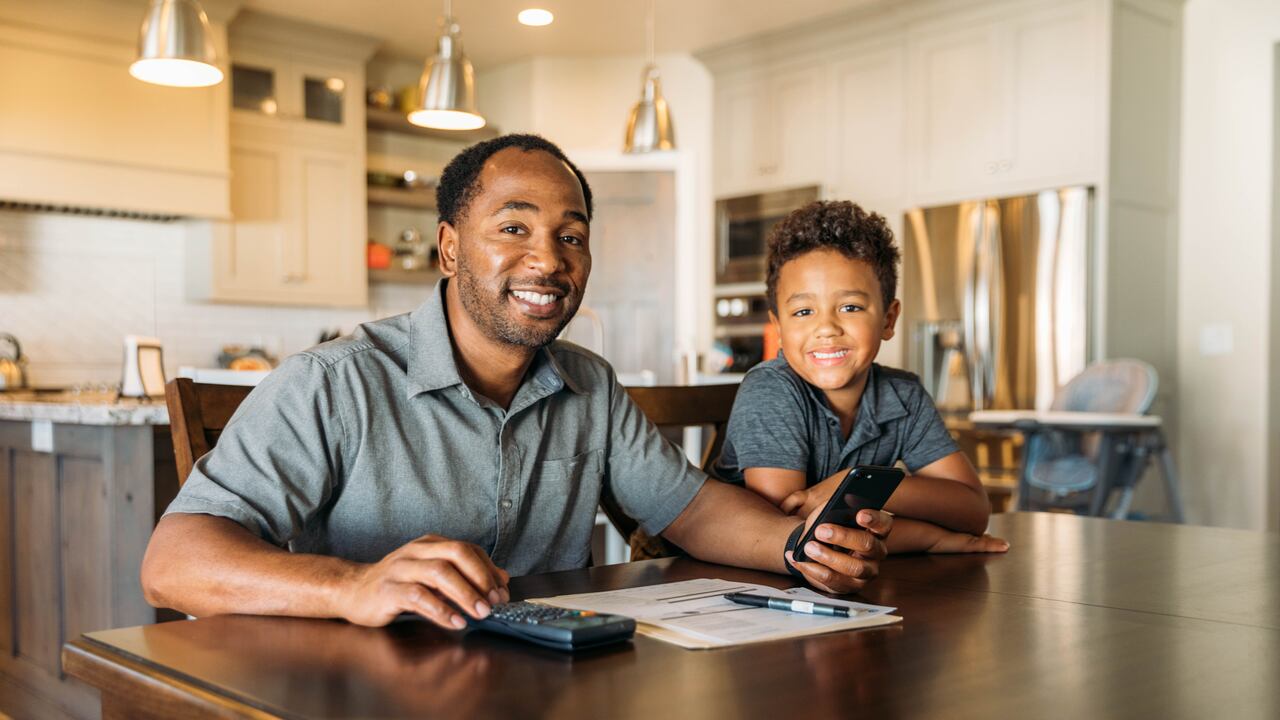 El futuro económico de una familia es una variable que no se debería dejar a un lado. Foto: Getty Images.