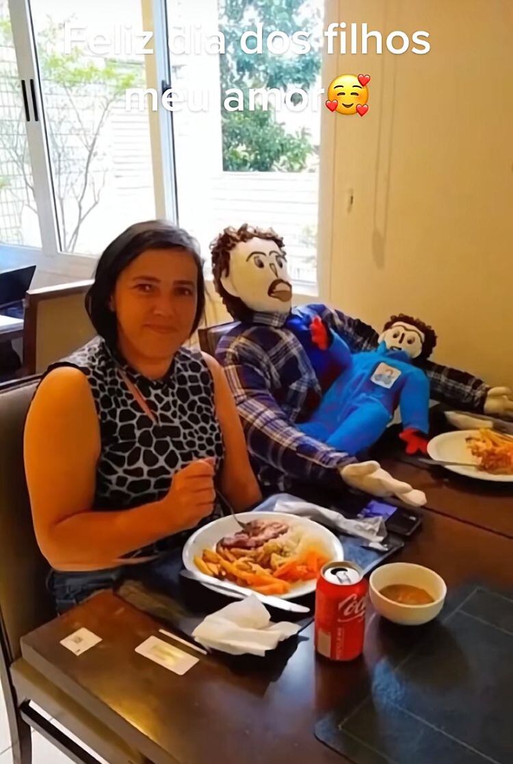 Meirivone Rocha Moraes y familia