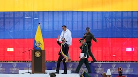 Abelardo De La Espriella, en el comienzo de la ceremonia que lo posesionó como el nuevo presidente de Colombia.