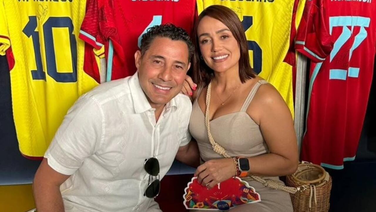 Jorge Bolaño junto a su esposa en un evento de Selección Colombia