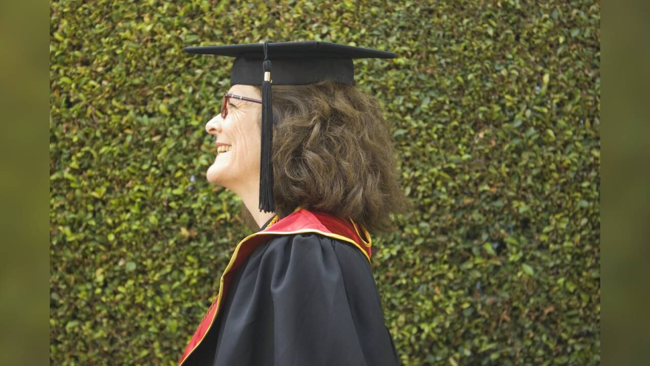 Cifras del Ministerio de Educación indican que en Colombia solo hay 16 doctores por cada millón de habitantes. Foto: Getty images.