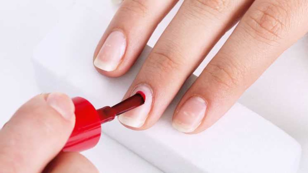 Se trata de formaldehído, una sustancia prohibida en la fabricación de productos cosméticos desde junio 2019.