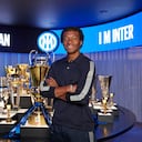 Juan Guillermo Cuadrado fue presentado por el Inter de Milán, este miércoles.