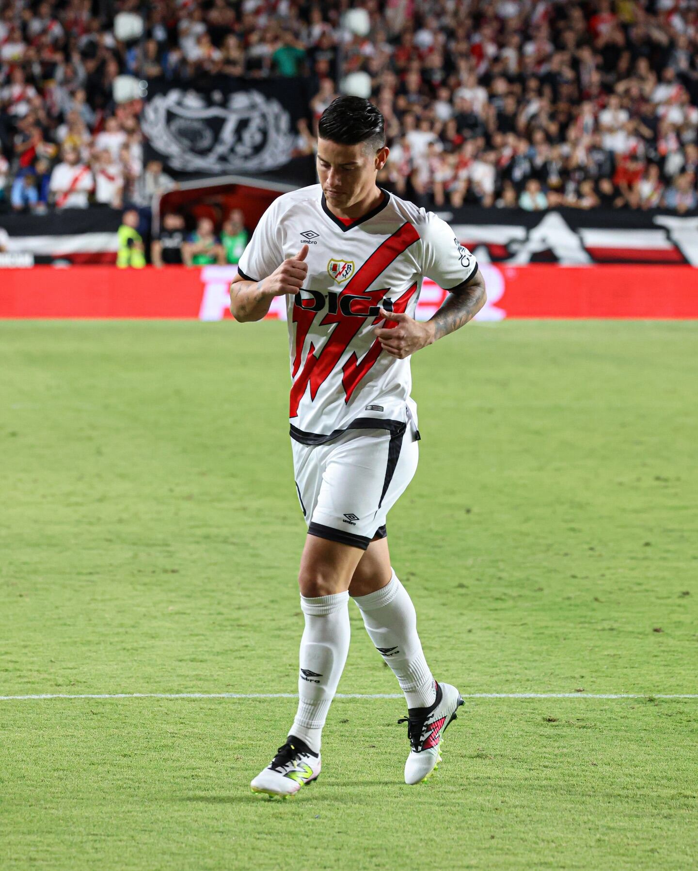 James Rodríguez debutó con Rayo Vallecano.