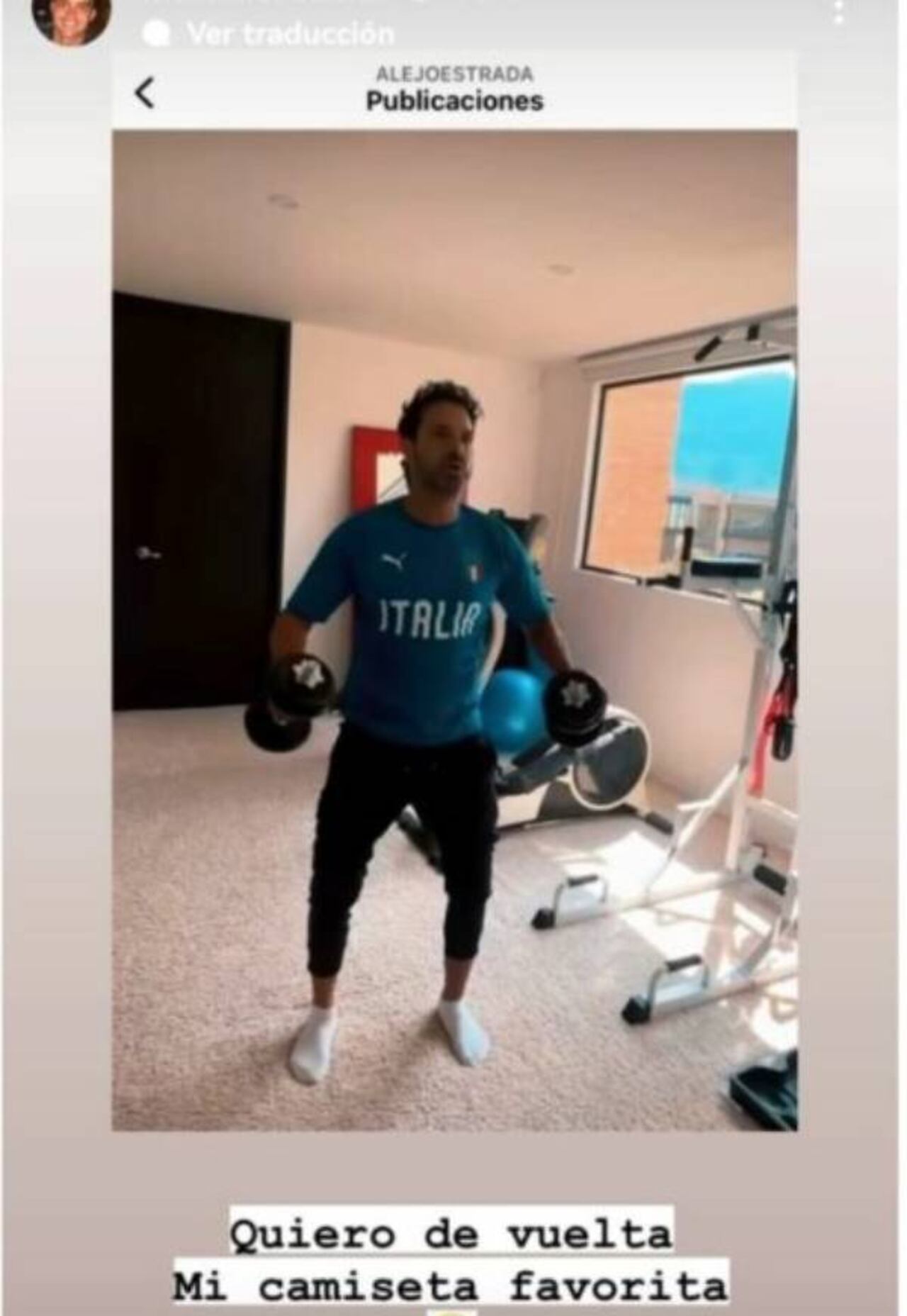 El cantante subió una fotografía de Alejandro Estrada y le soltó pulla.