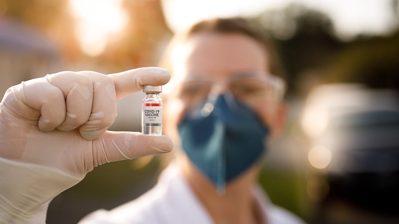 La vacuna de Moderna se convertirá en la cuarta aprobada hasta el momento en ese país.