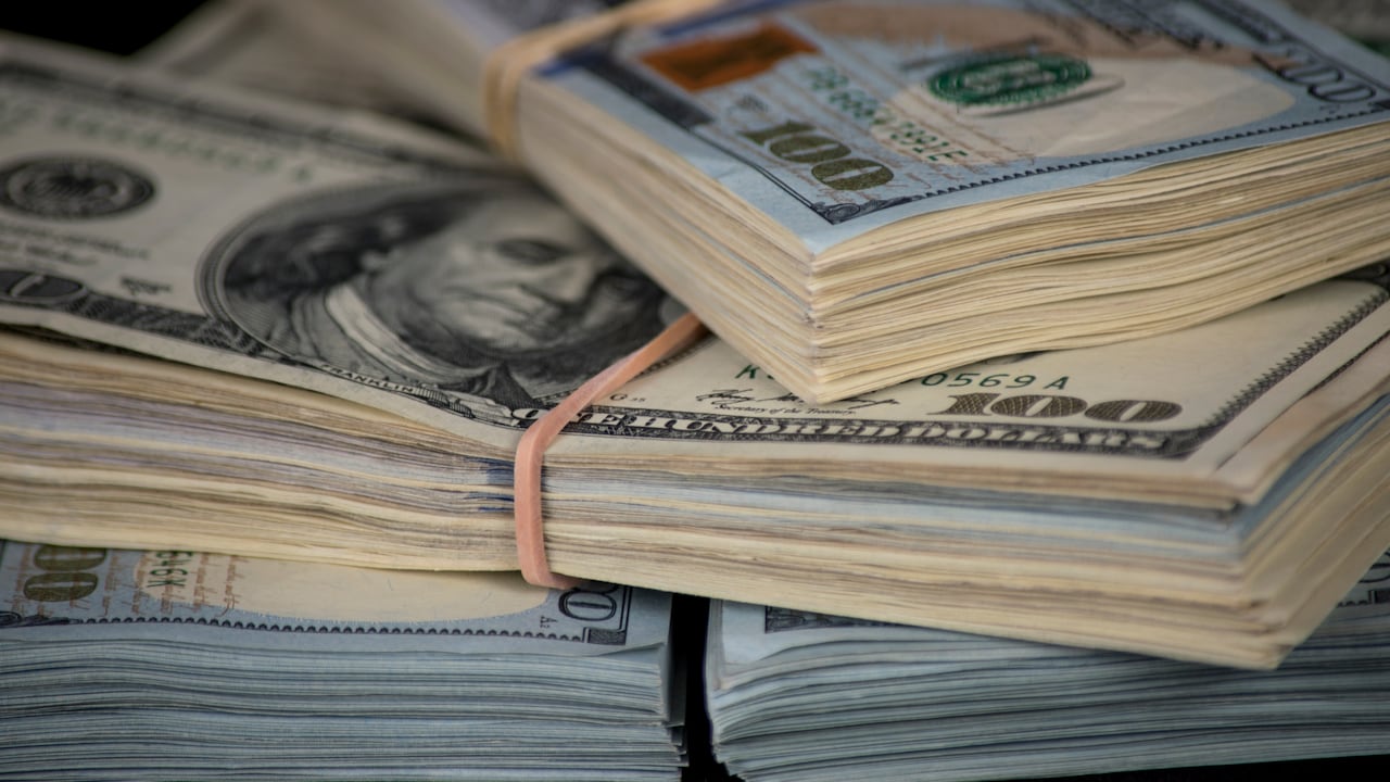 Precio del dólar.