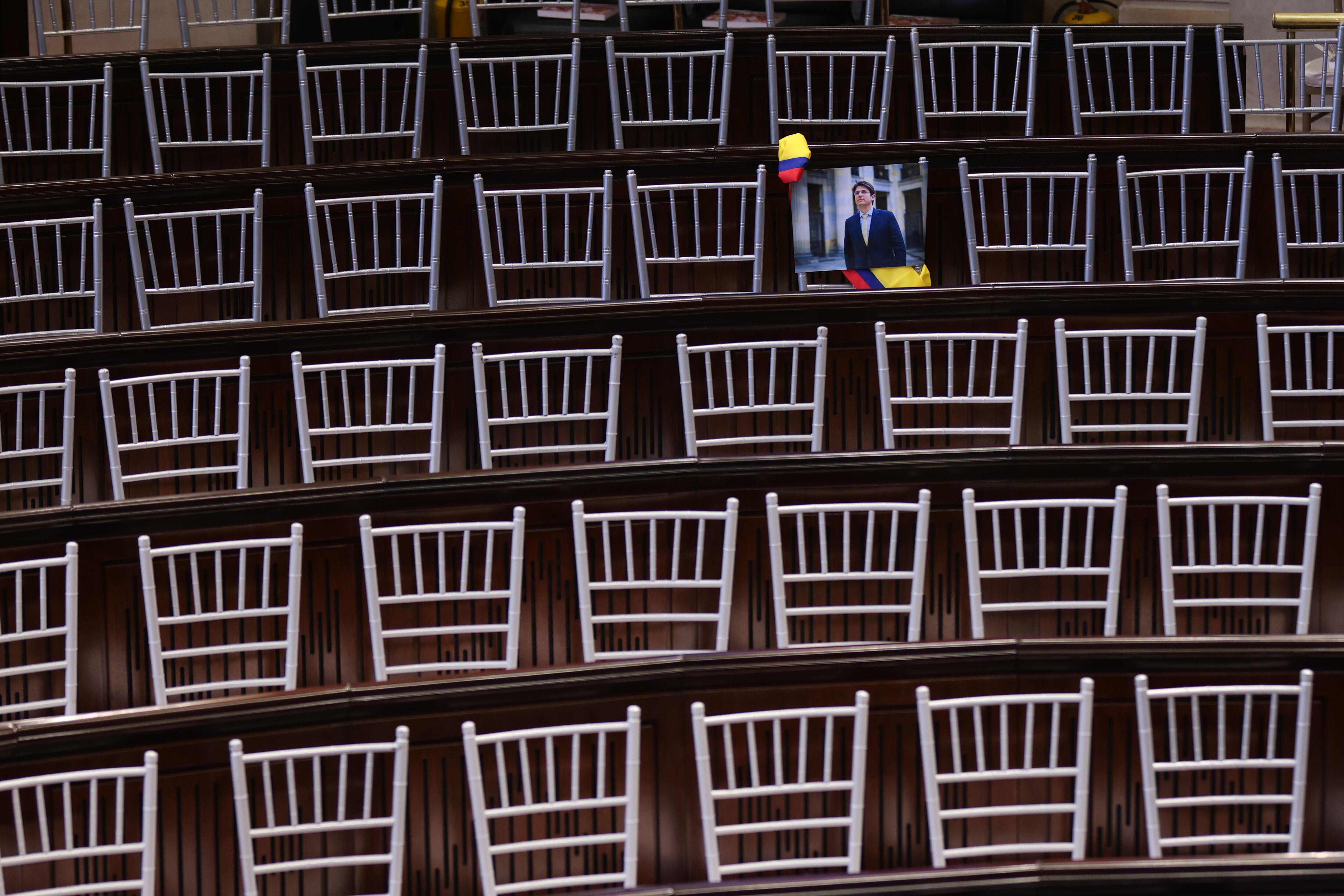 Curul del Senador Miguel Uribe en el Congreso, 20 de julio instalación