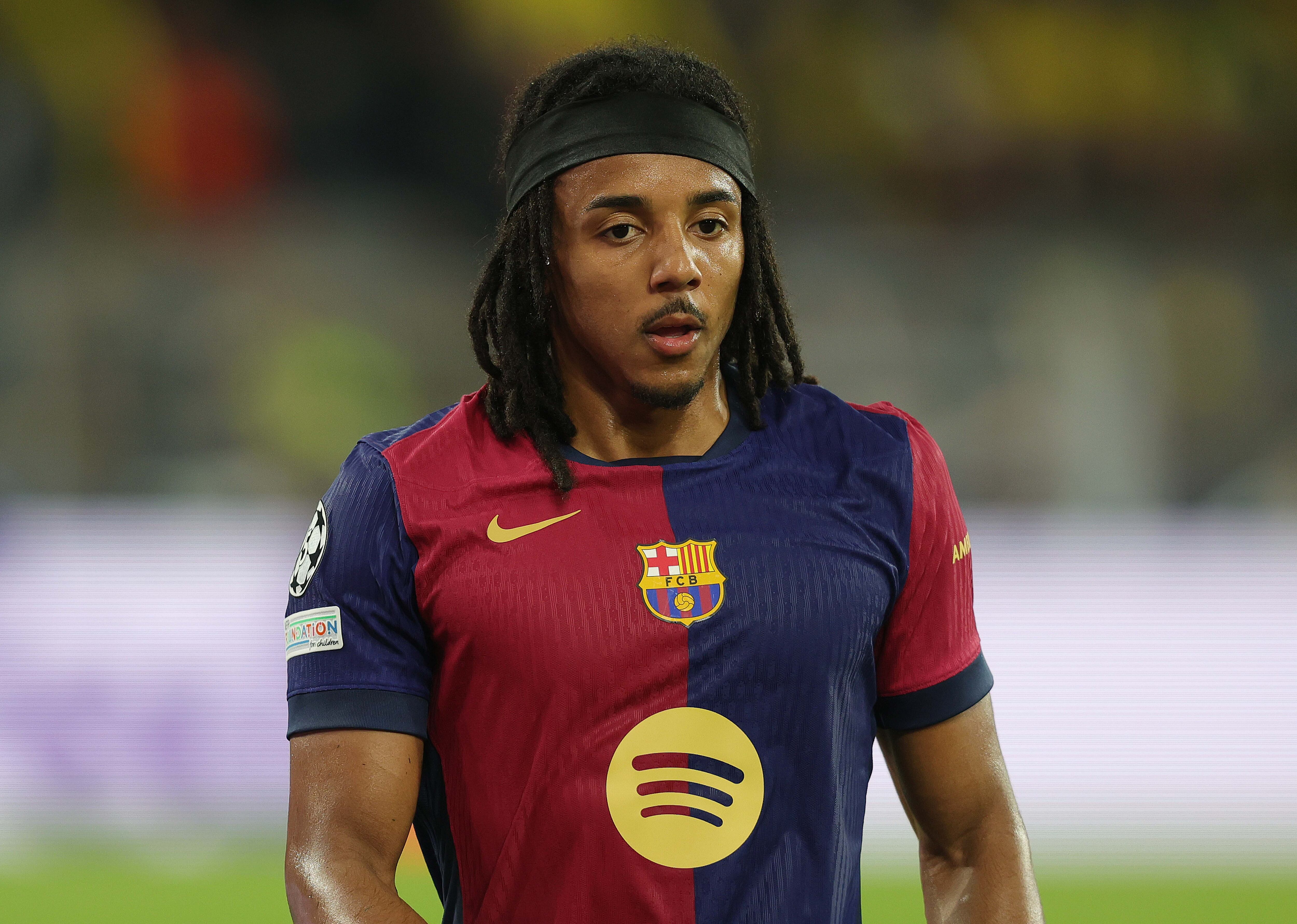 Jules Kounde, jugador al servicio del Barcelona.