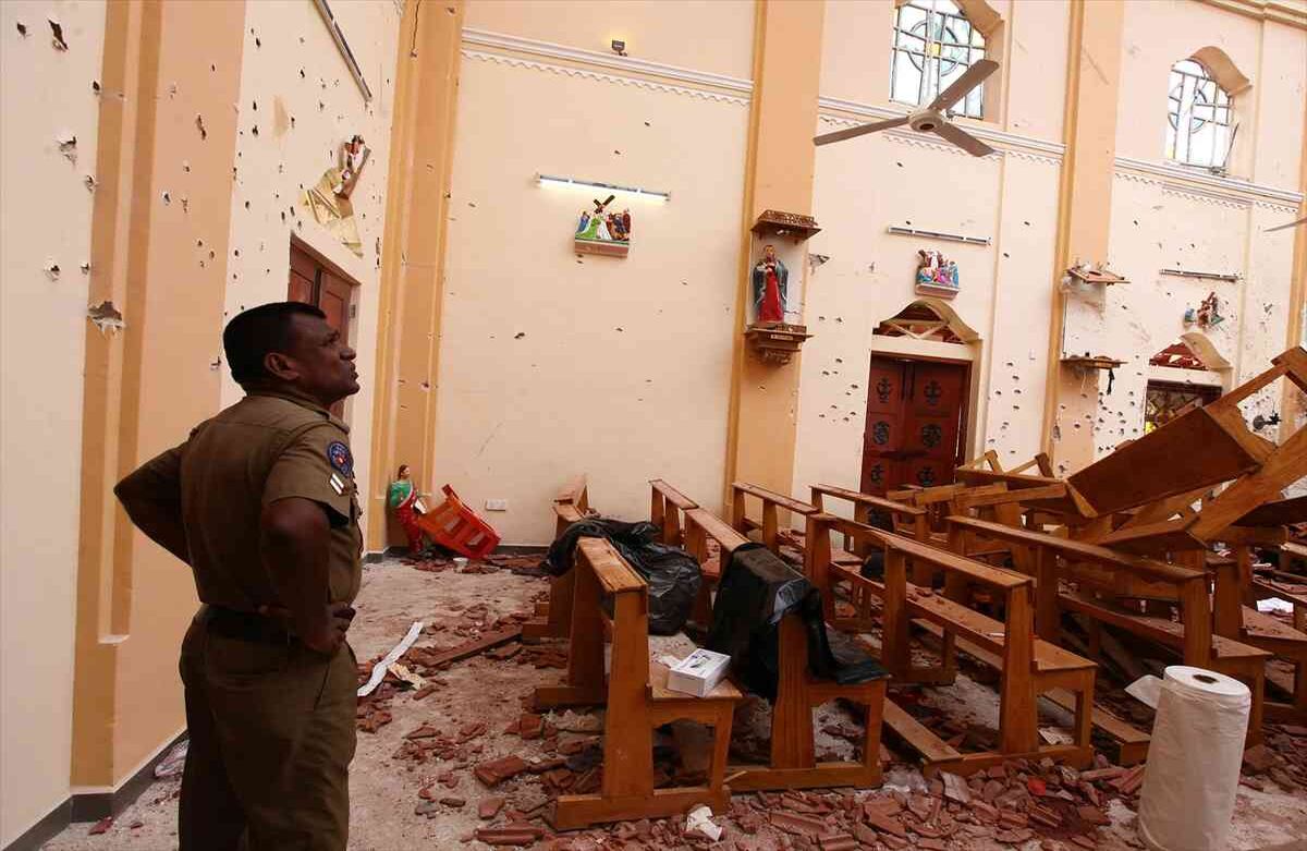 El Ministerio de Relaciones Exteriores de Sri Lanka informó que 27 de los muertos en los ataques eran ciudadanos extranjeros.