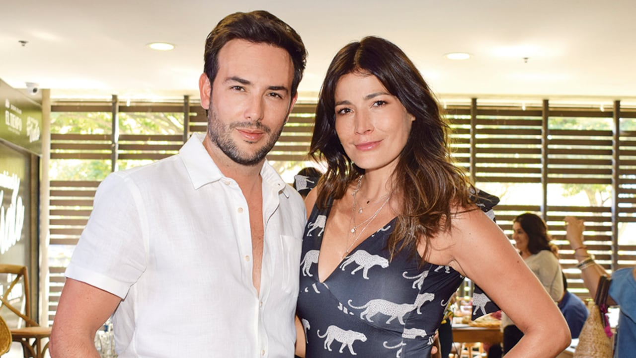 Sebastián Martínez y Kathy Sáenz pasaron de la ficción a la realidad tras enamorarse en la novela 'Juegos prohibidos'.