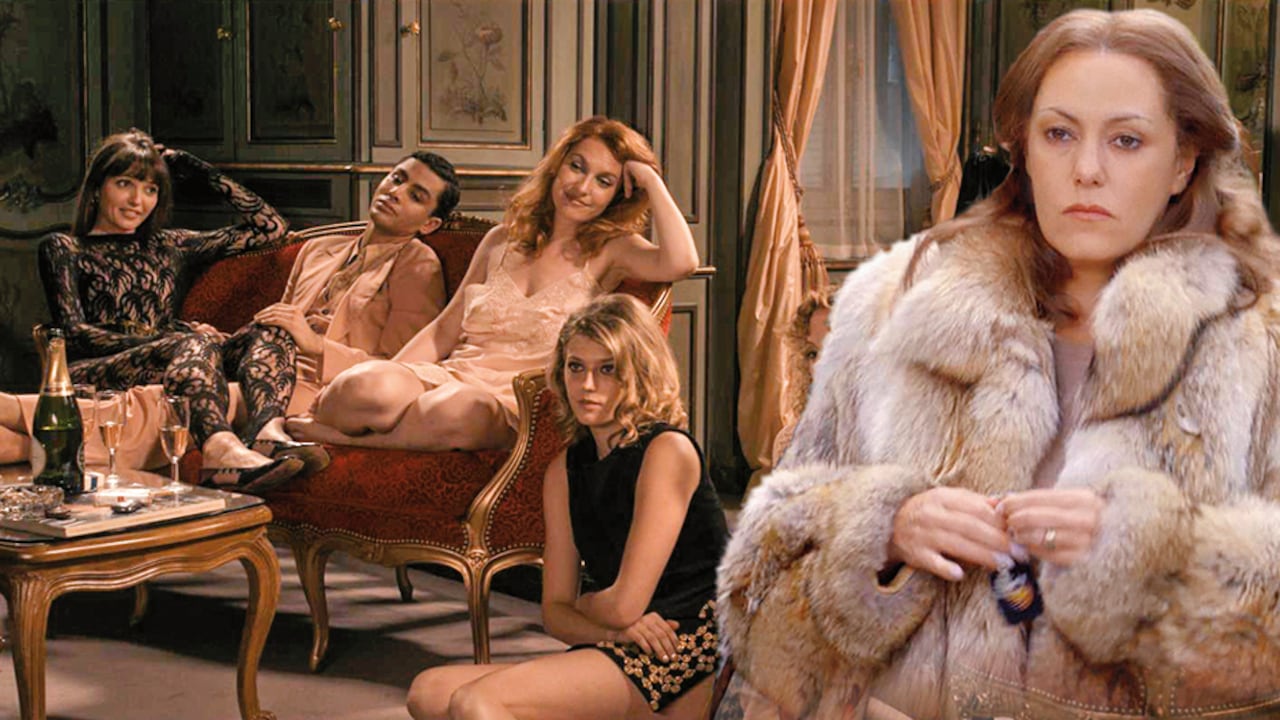 La cinta recrea la refinada vida licenciosa en París en los años sesenta, animada por las bellezas de Madame Claude (interpretada por Karole Rocher), quien llegó a ganar un millón de dólares al año por su negocio, pero murió en la ruina.