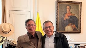 El presidente, Gustavo Petro, y el exsenador Roy Barreras, el 4 de junio de 2026 en la Casa de Nariño, en Bogotá