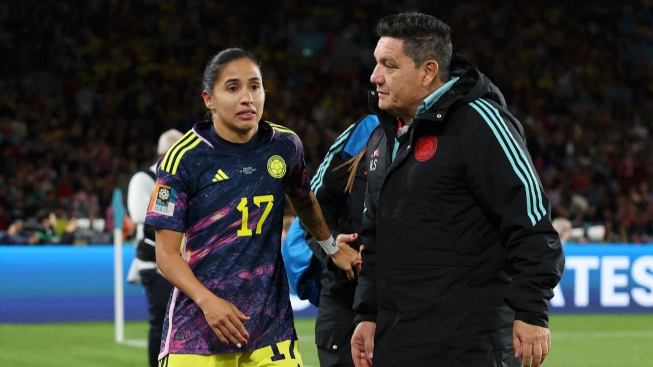 Arias sufrió una lesión en el partido ante Inglaterra