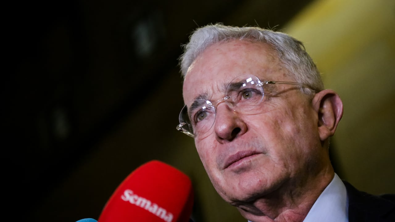 Expresidente Álvaro Uribe Vélez